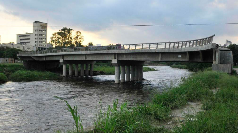 Puente Letizia Rio Suquía | Paschini Construcciones